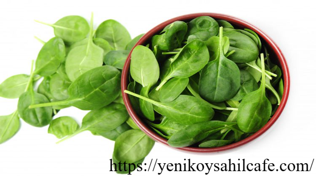 Teknik Mengolah Keripik Daun Bayam Renyah